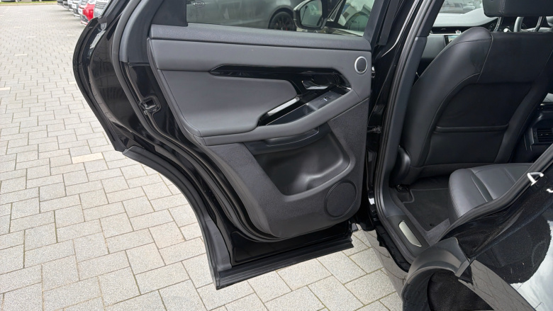 Land Rover Range Rover Evoque 2.0 D200 Dynamic SE 5dr Auto Diesel Hatchback